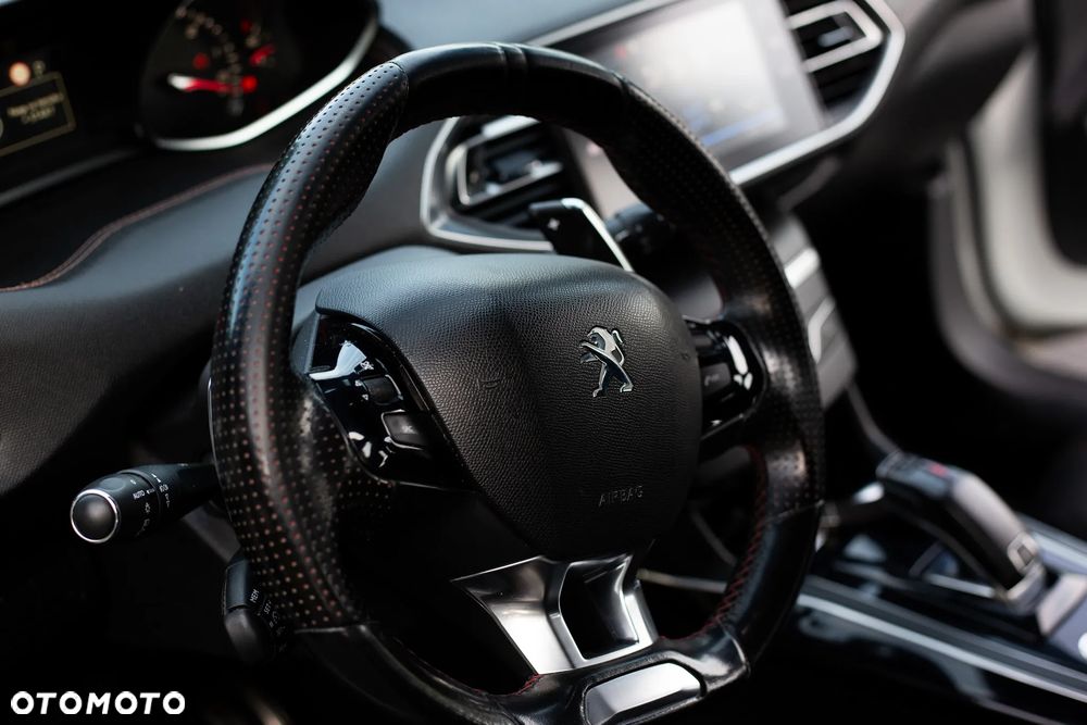 Peugeot 308 BlueHDi 130 EAT8 Stop & Start GT - 26