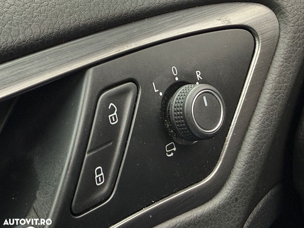 Volkswagen Golf Variant 1.6 TDI (BlueMotion Technology) Comfortline - 25