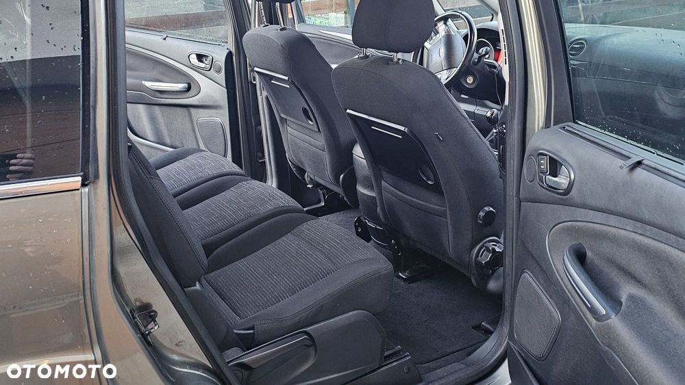 Ford Galaxy 2.0 TDCi Ghia - 2