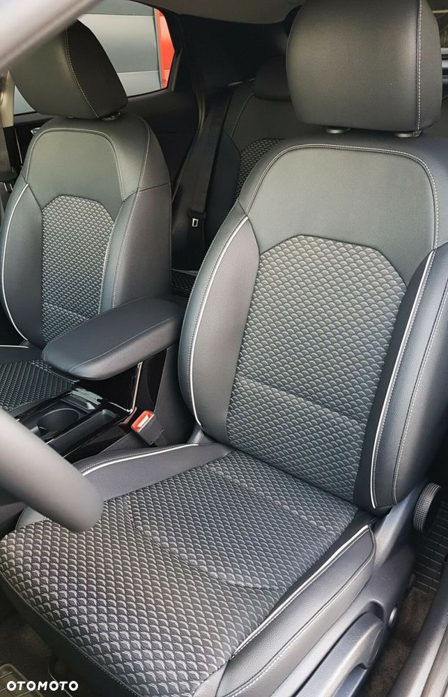 Kia XCeed 1.6 T-GDI Business Line DCT - 15