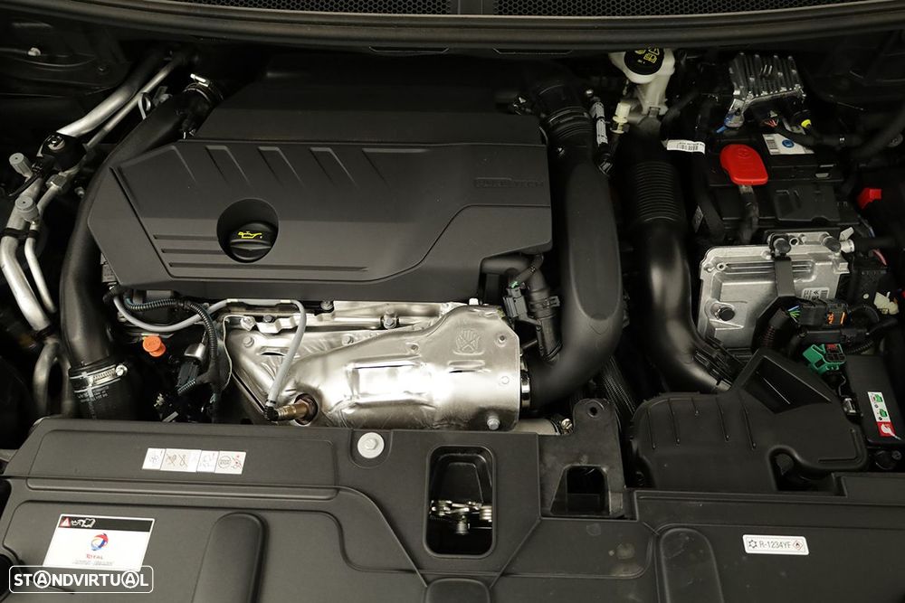 Peugeot 3008 1.6 Hybrid Allure e-EAT8 - 26