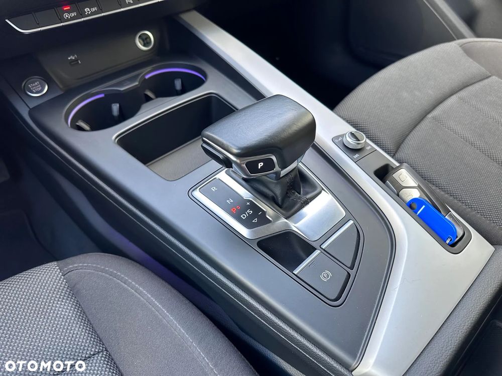 Audi A4 - 12