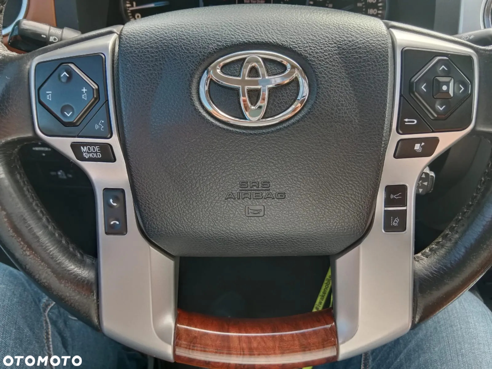Toyota Tundra - 36