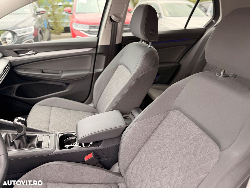 Volkswagen Golf 1.5 TSI Life - 12
