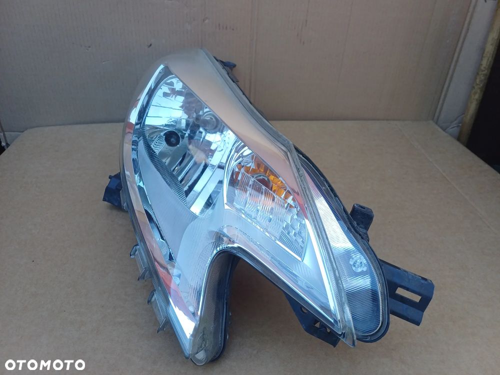 Nissan Note II E12 lampa prawy przod Europa - 6