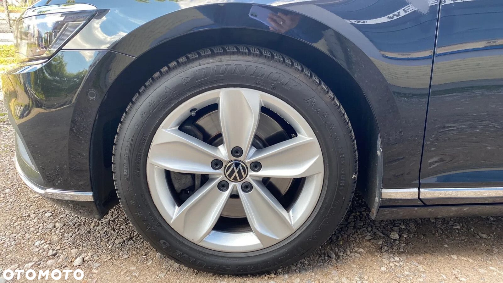 Volkswagen Passat - 11
