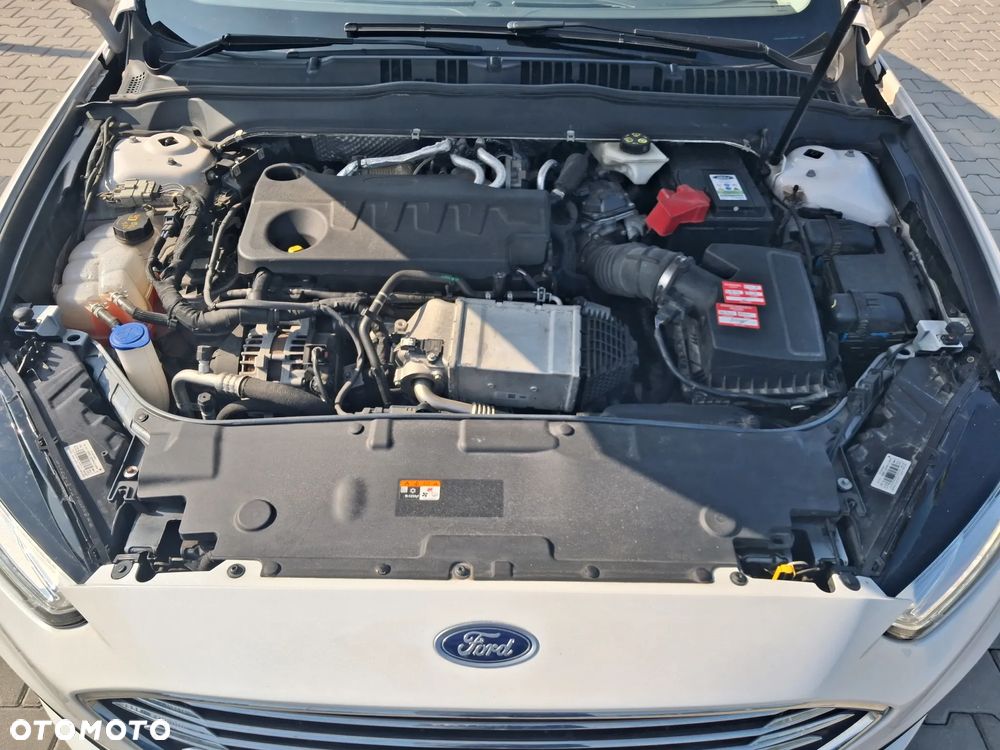 Ford Mondeo 2.0 EcoBlue Titanium - 34