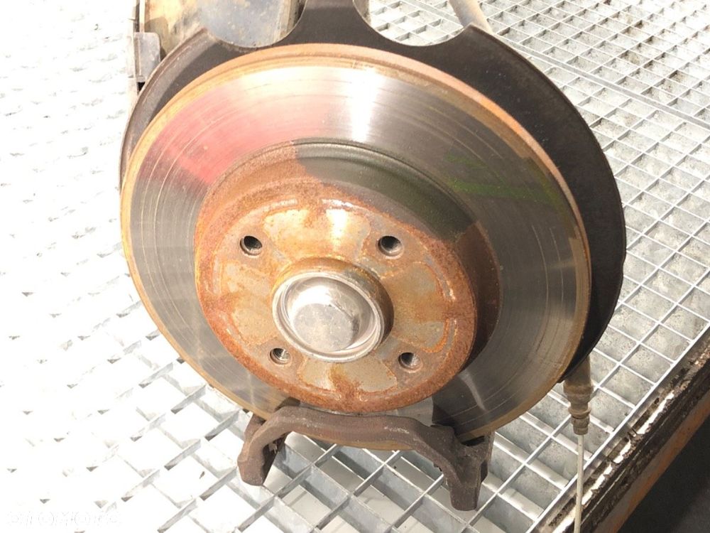 BELKA TYŁ  PEUGEOT 5008 (0U_, 0E_) 2009 - 2017 1.6 16V 115 kW [156 KM] benzyna 2009 - 2017 - 3