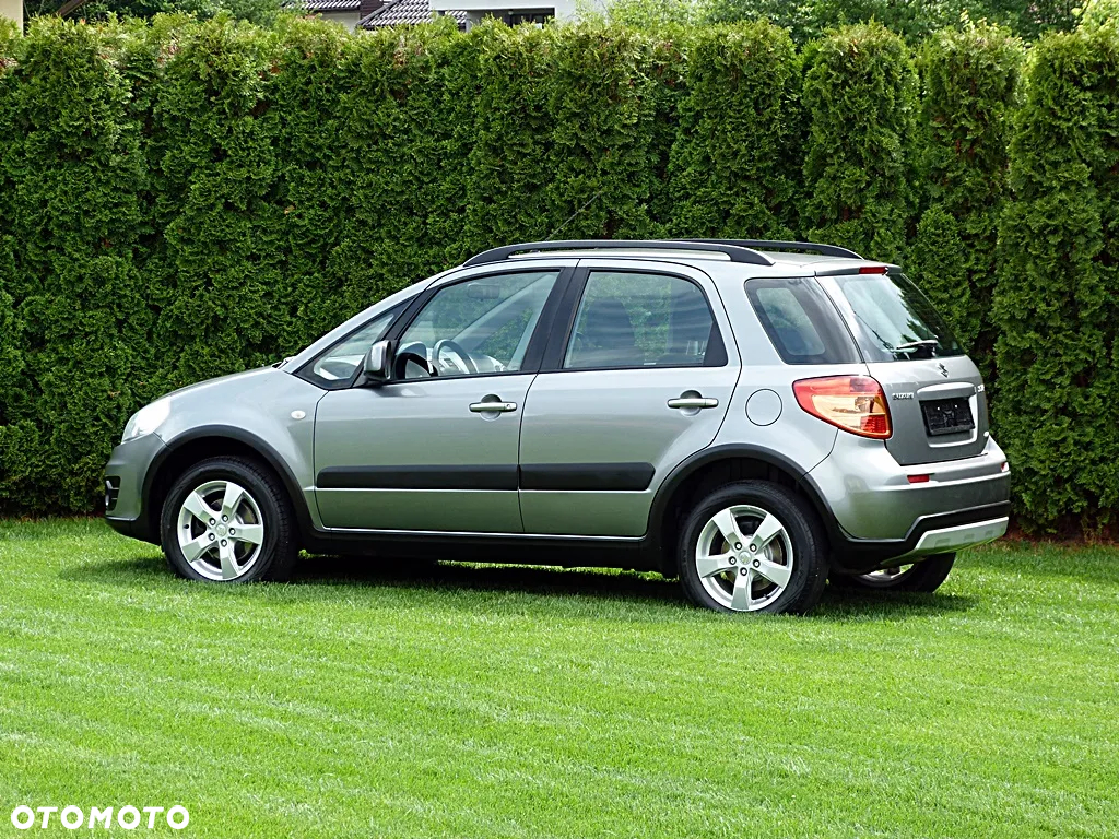 Suzuki SX4 1.6 Comfort Plus 4WD - 3