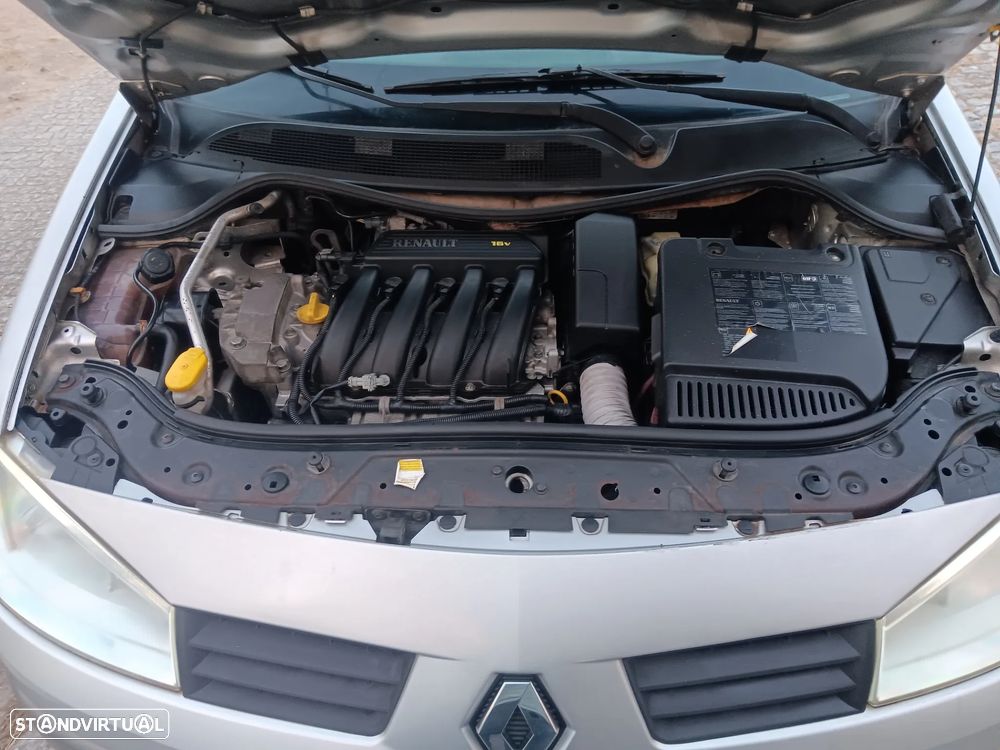Renault Mégane Break 1.4 Pack - 11