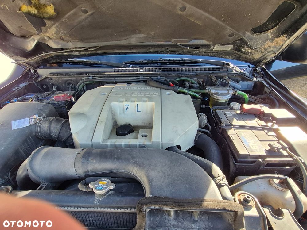 Mitsubishi Pajero 3.2 DID 5os (lea) - 7