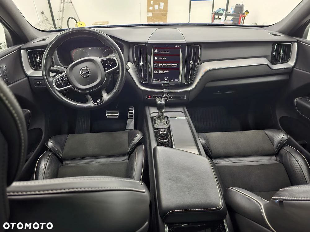 Volvo XC 60 T6 AWD Geartronic Momentum - 18