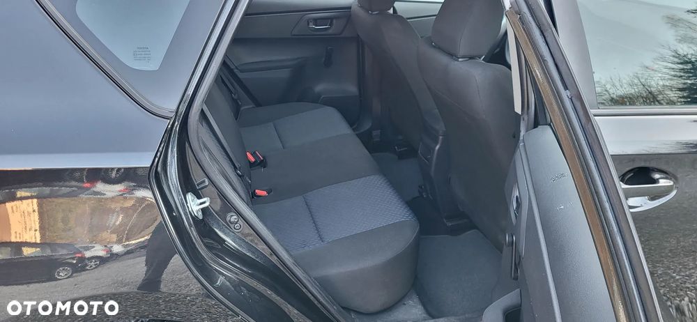 Toyota Auris 1.33 Dual-VVT-i Life - 19