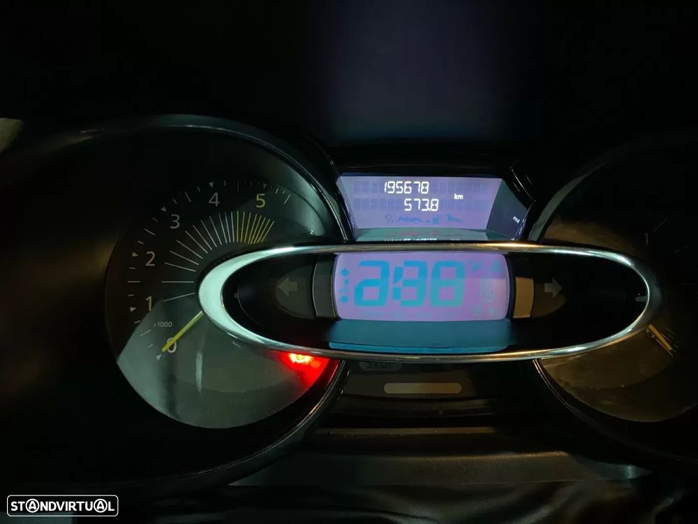 Renault clio 1.5 dci IVA DEDUTIVEL - 10