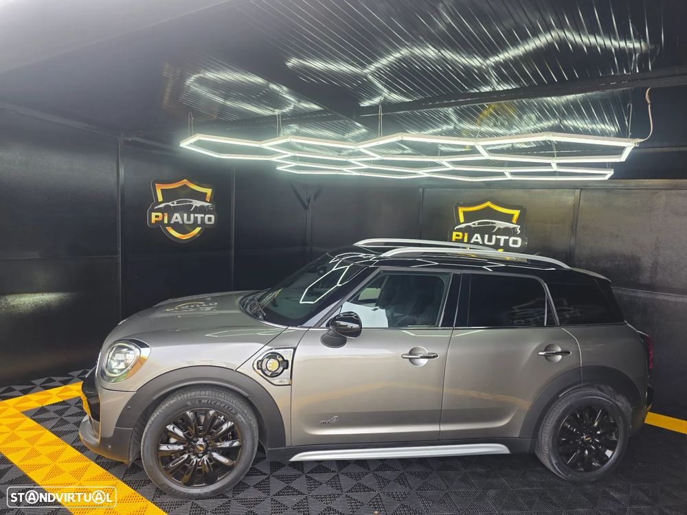 MINI Countryman Cooper SE ALL4 Auto - 4