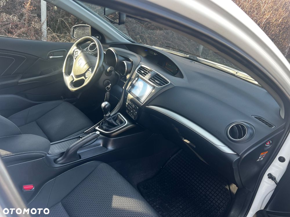 Honda Civic 1.8 Lifestyle (ADAS / Connect+) - 18