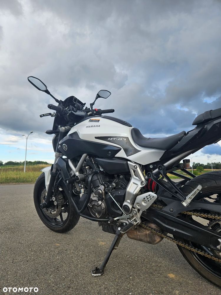 Yamaha MT - 6