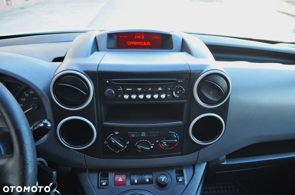Citroën BERLINGO II - 18