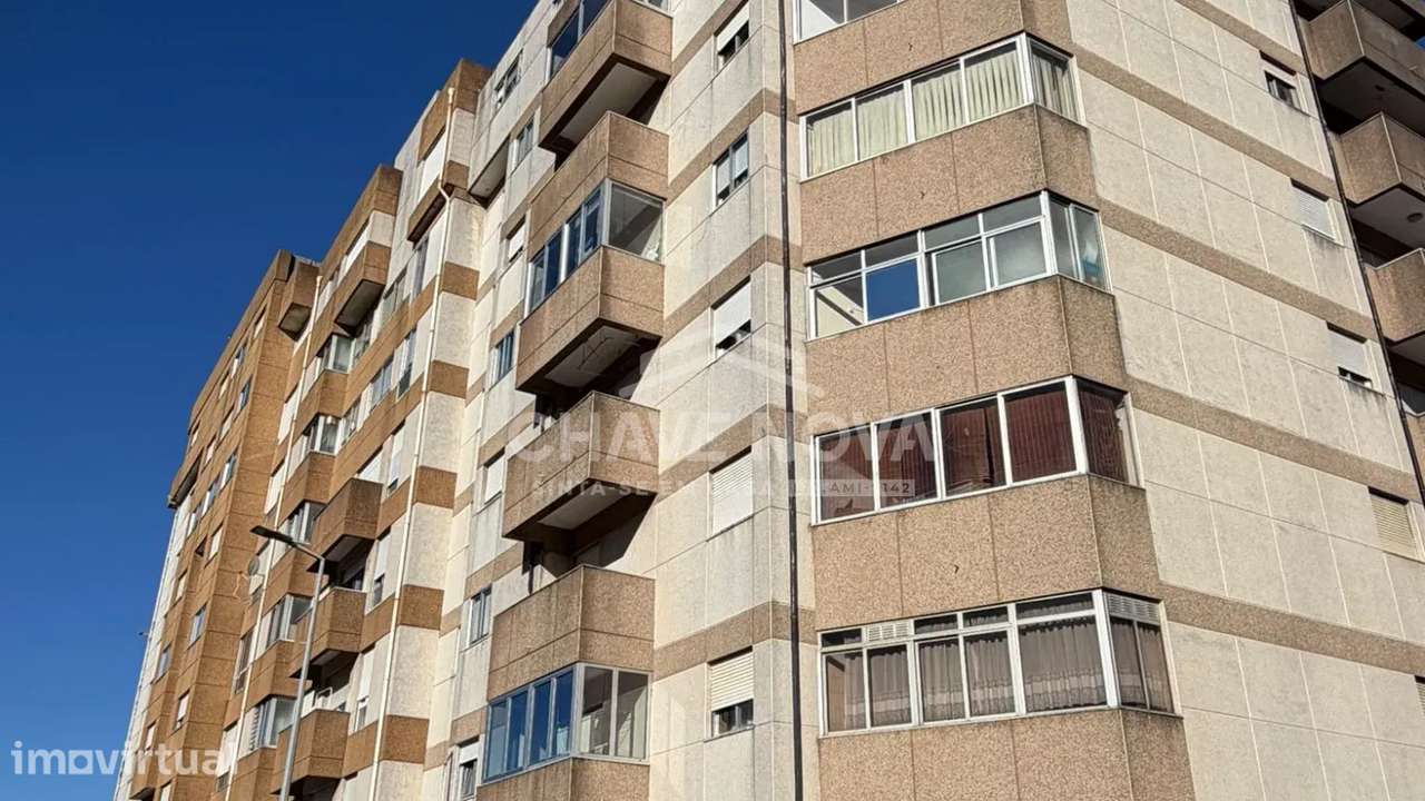 Apartamento T3 com garagem em Oliveira do Douro - GAIA - Grande imagem: 2/11