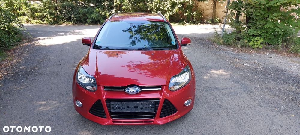 Ford Focus 1.0 EcoBoost Hybrid TITANIUM - 12