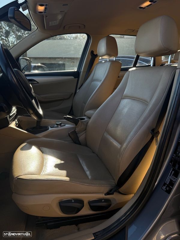 BMW X1 18 d sDrive - 10