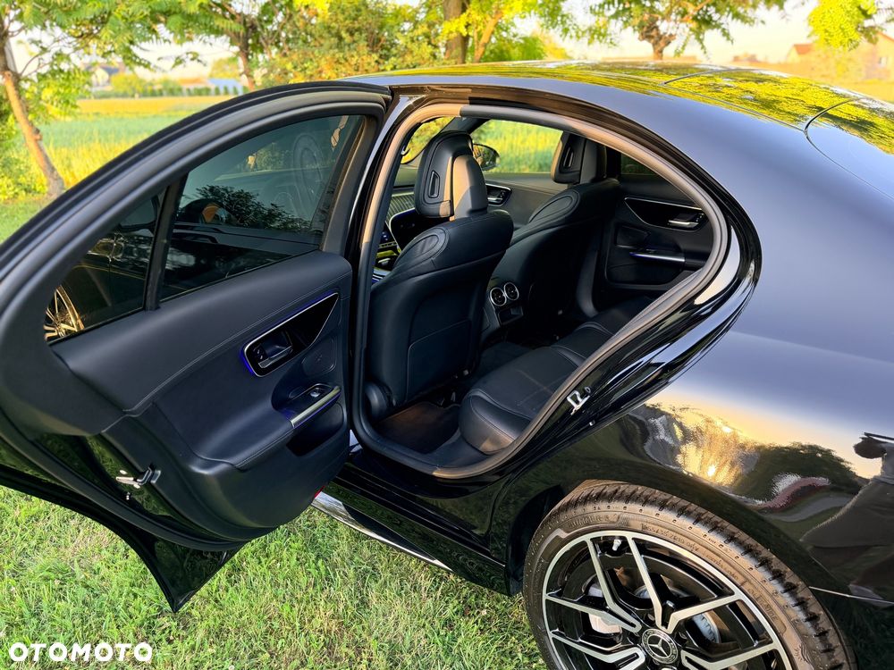 Mercedes-Benz Klasa C 300 9G-TRONIC AMG Line - 7