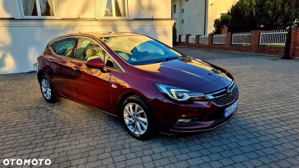 Opel Astra 2018 photo 2