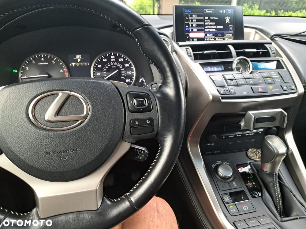 Lexus NX 200t Comfort AWD - 9