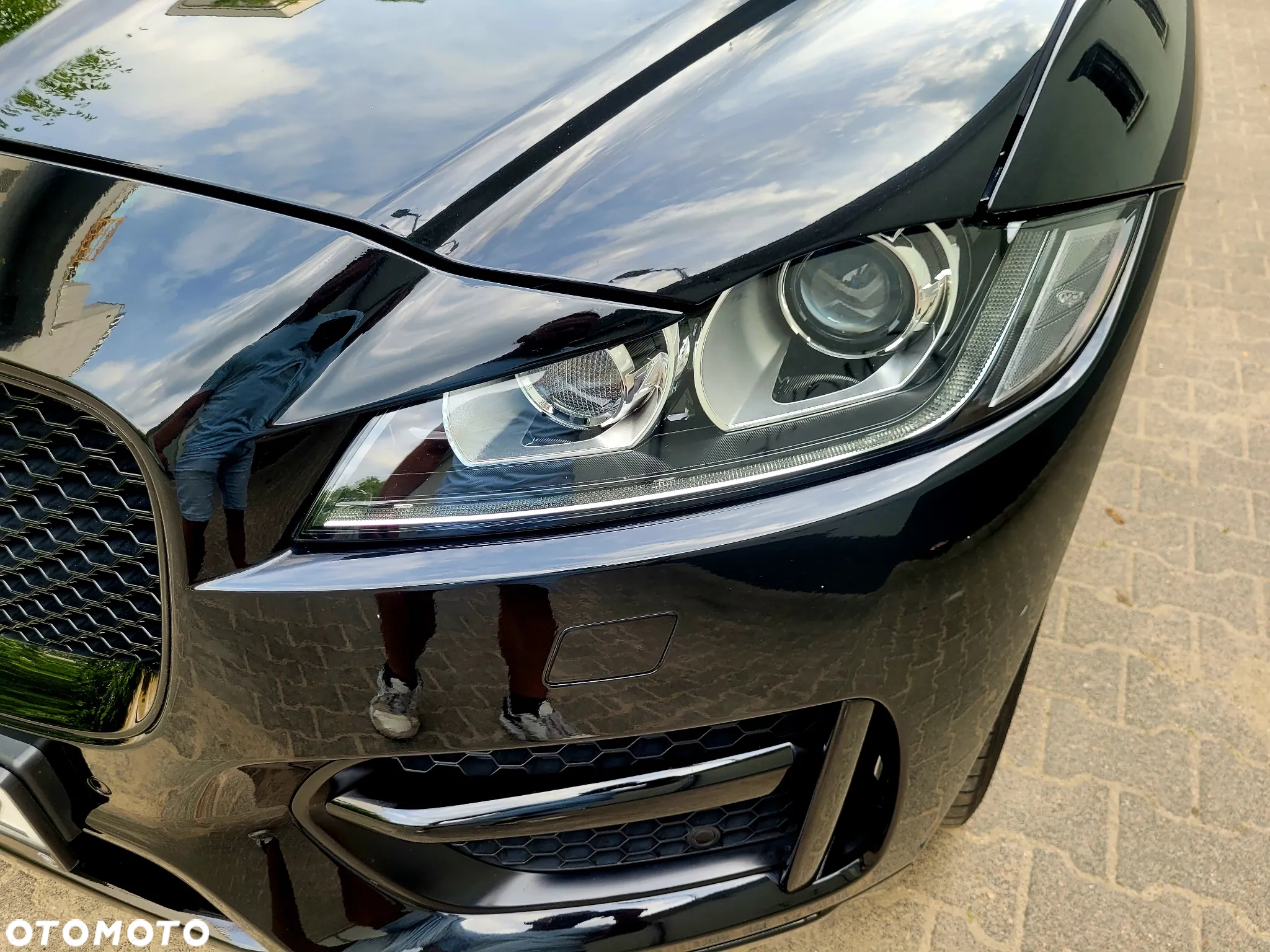 Jaguar F-Pace 2.0 i4D AWD R-Sport - 6