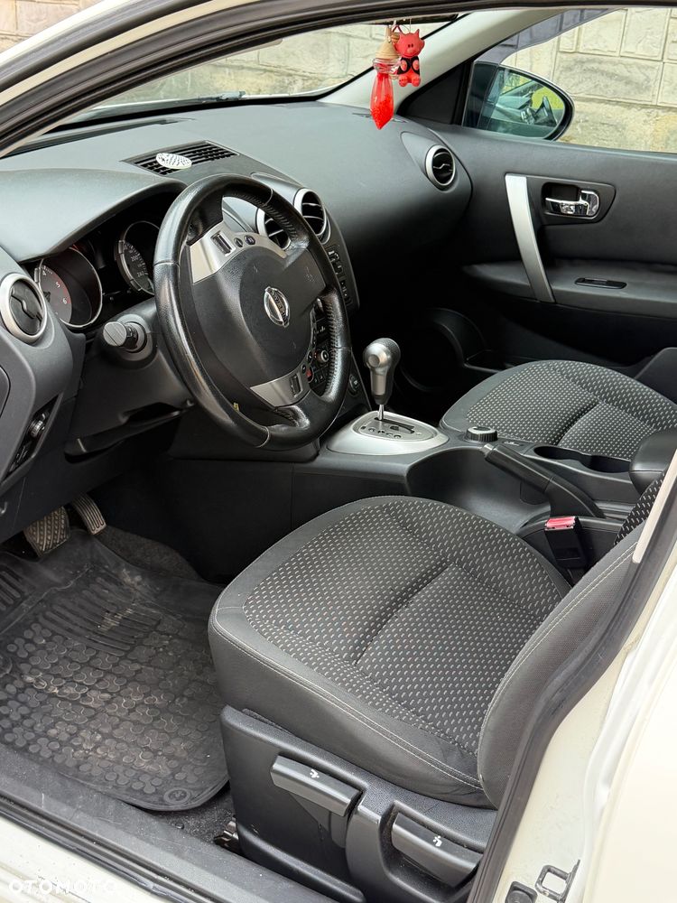 Nissan Qashqai - 8