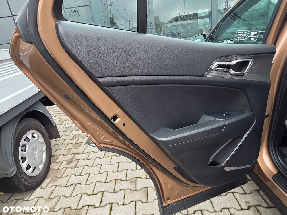 Kia Sportage 1.6 T-GDI L 2WD - 30