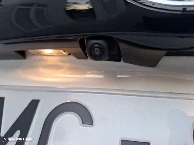 Toyota Yaris 1.5 HDF Comfort - 47