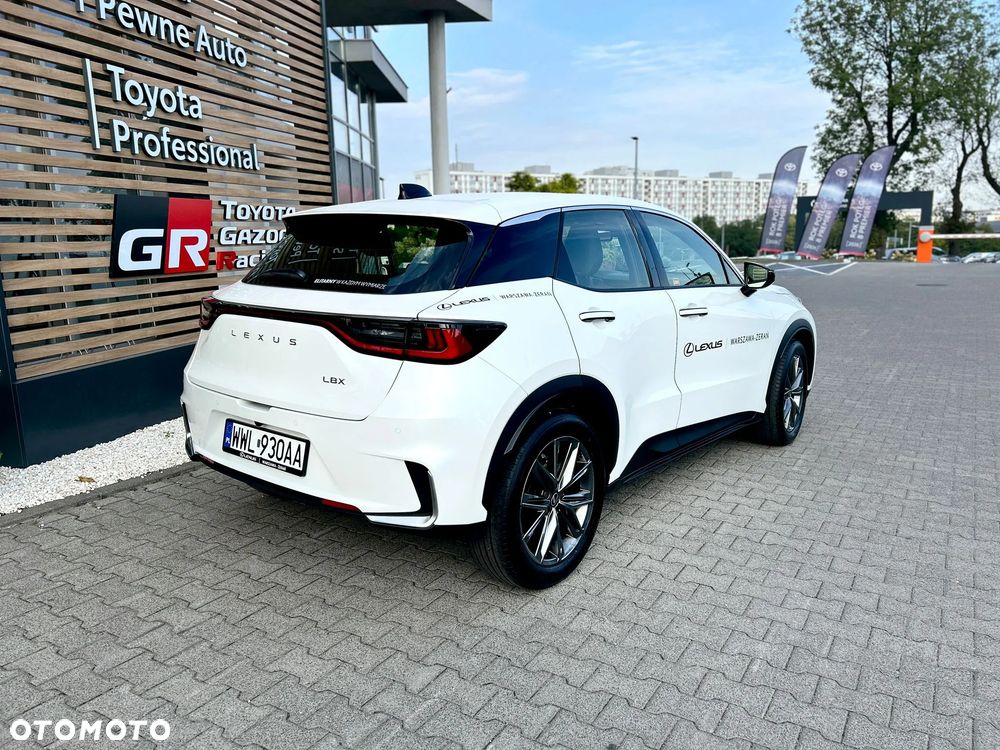 Lexus LBX 1.5 Hybrid Elegant - 3