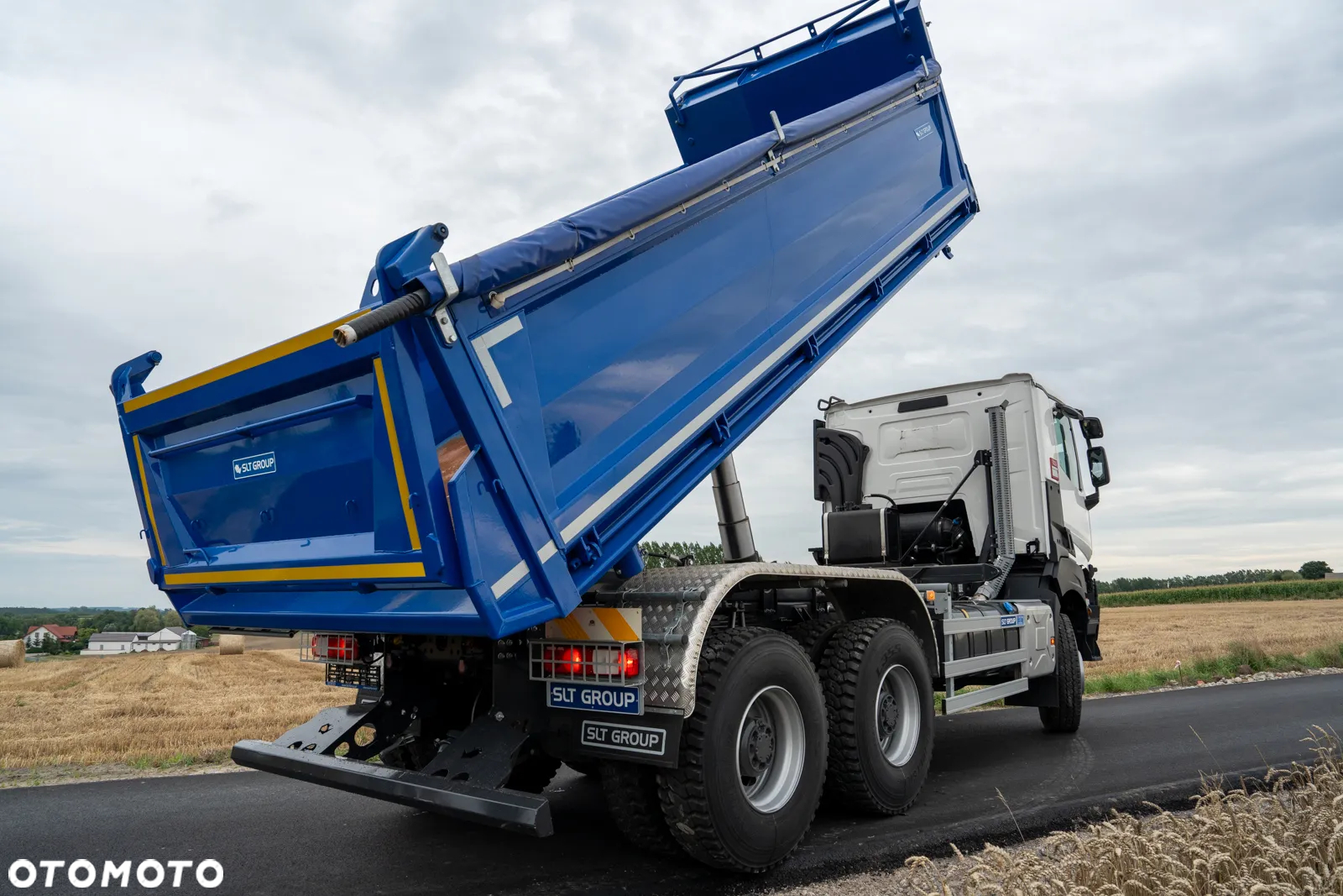 Renault K 440 6X6 - 11