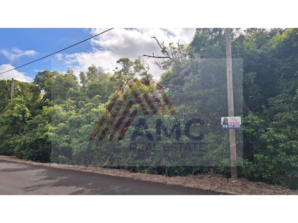 VENDE-SE TERRENO COM VIABILIDADE CONSTRUÇÃO NAS BANDEIRAS - Grande imagem: 2/8