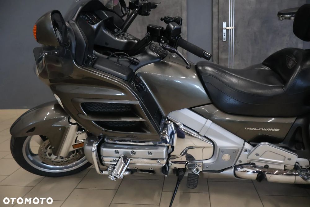 Honda GL - 29