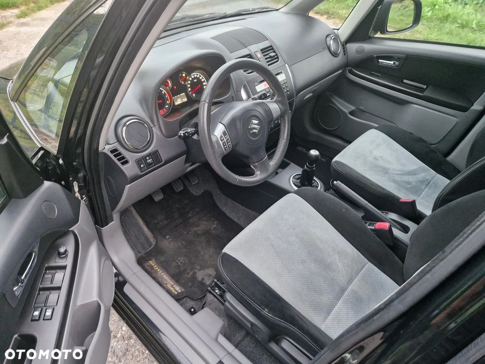 Suzuki SX4 - 5