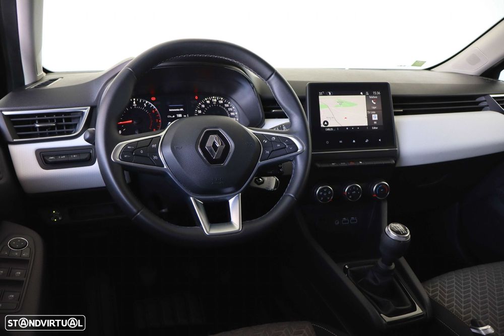 Renault Clio - 15