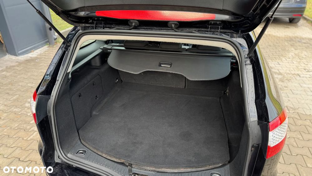 Ford Mondeo 1.6 Ambiente - 27