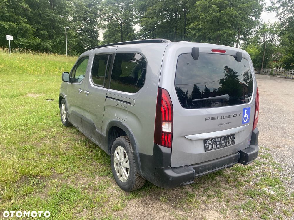 Peugeot Rifter 130 L1 EAT8 GT - 16