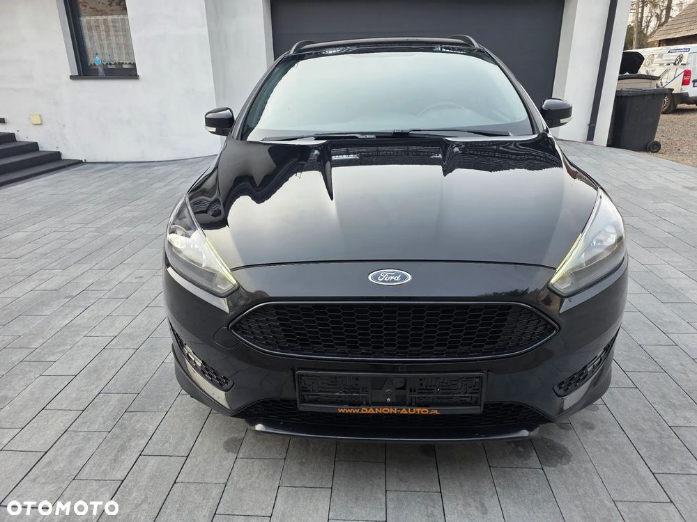 Ford Focus SW - 12