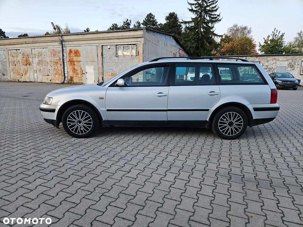 Volkswagen Passat - 13