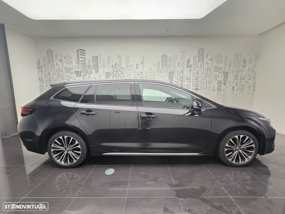 Toyota Corolla Touring Sports 1.8 Hybrid Comfort Plus - 17