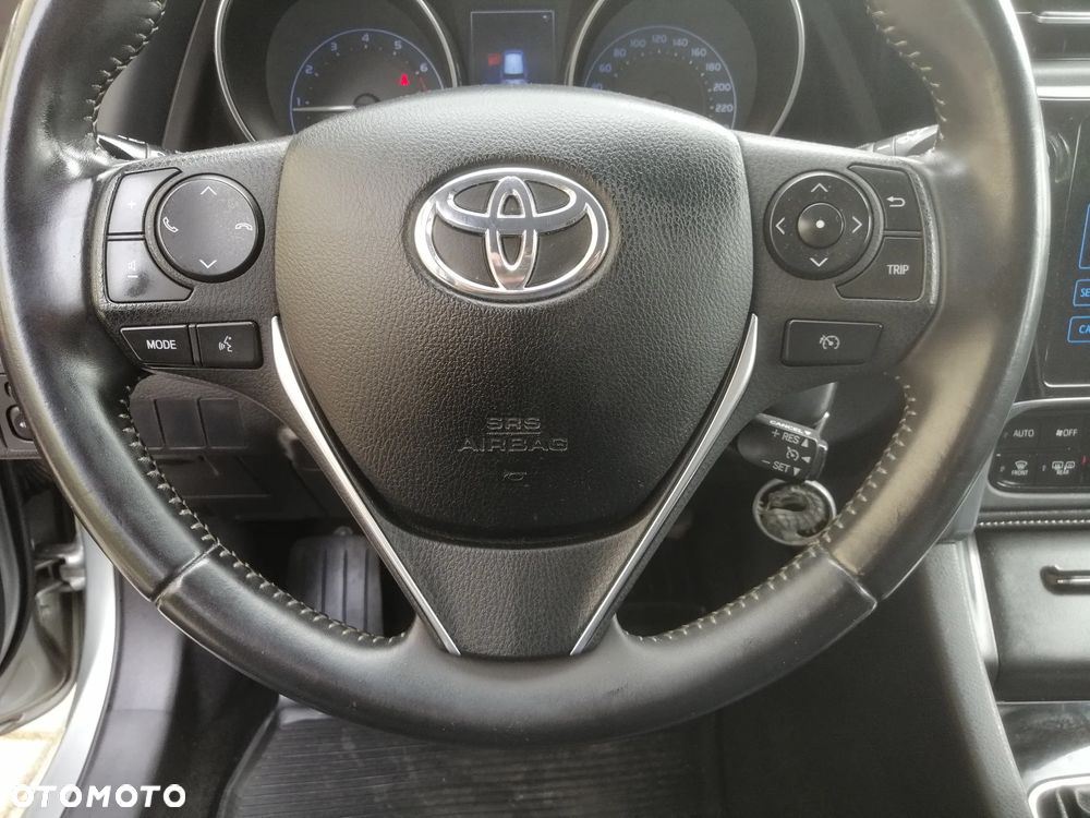 Toyota Auris 1.33 Dual-VVT-i Edition - 16