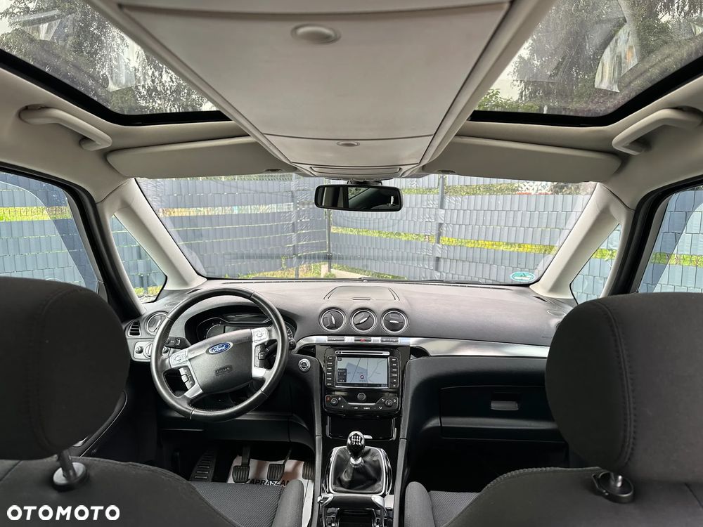 Ford Galaxy 2.0 TDCi Titanium - 32