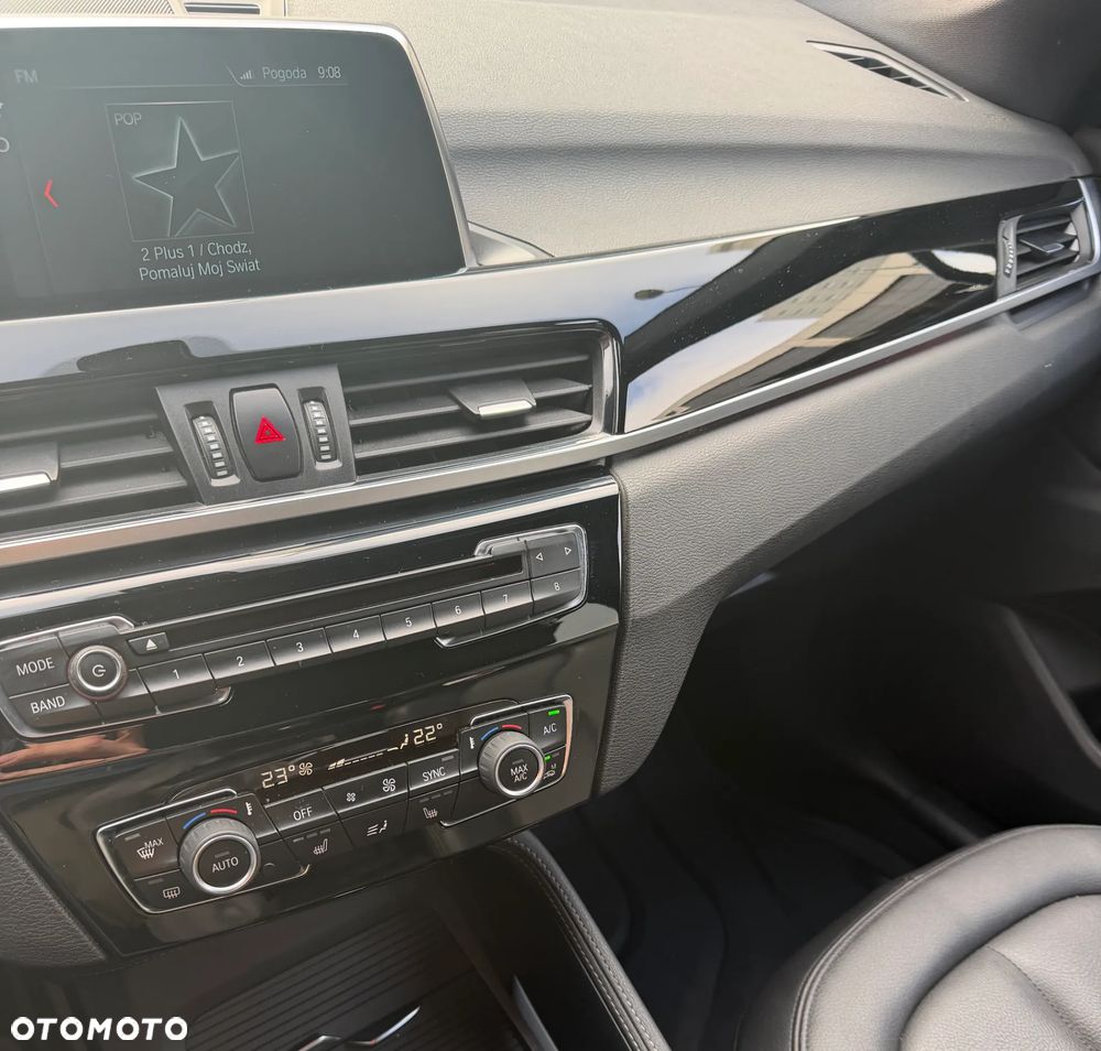BMW X1 xDrive25i xLine - 10