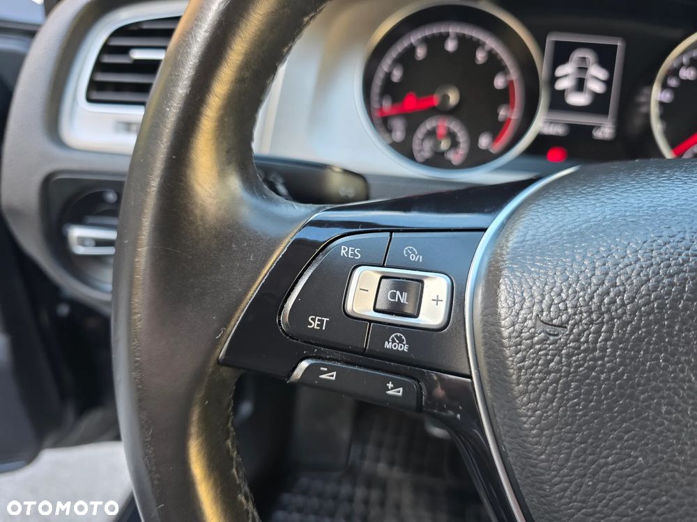 Volkswagen Golf 1.2 TSI Comfortline - 27