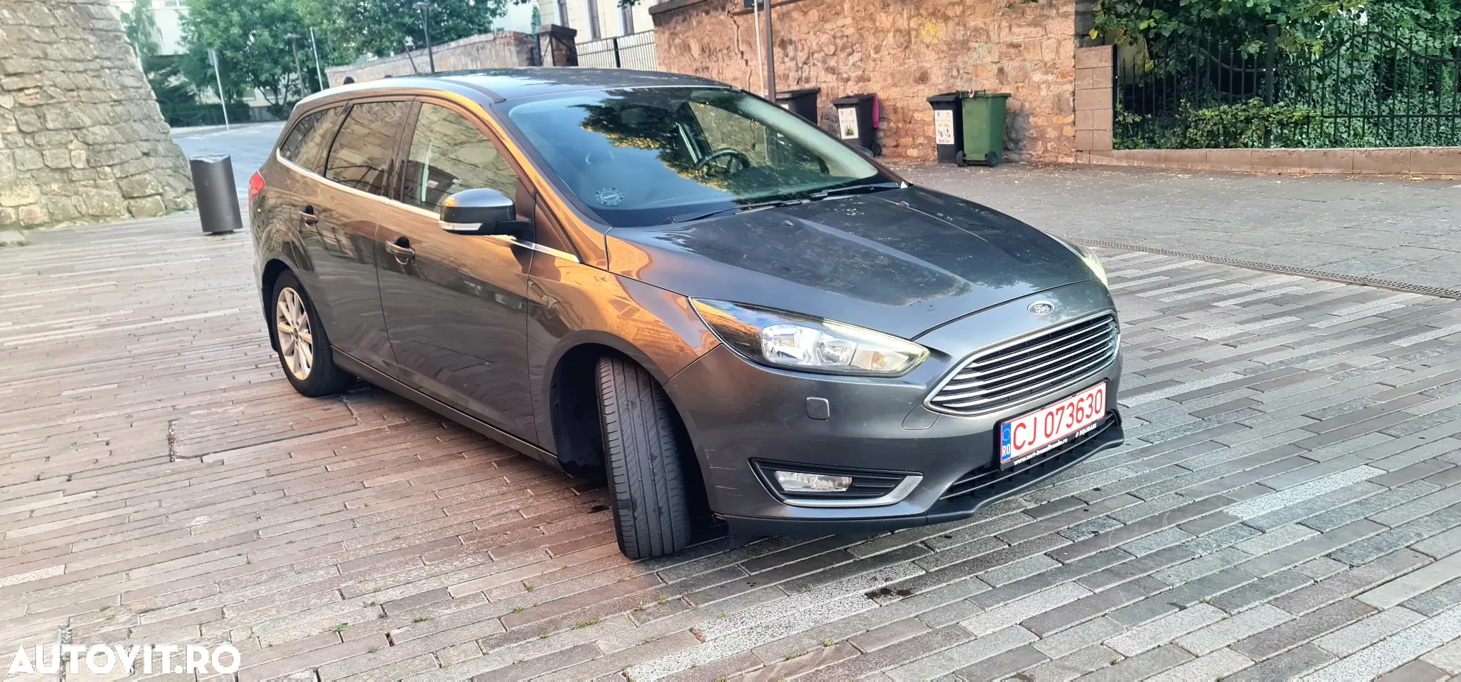 Ford Focus 1.0 EcoBoost Titanium - 2