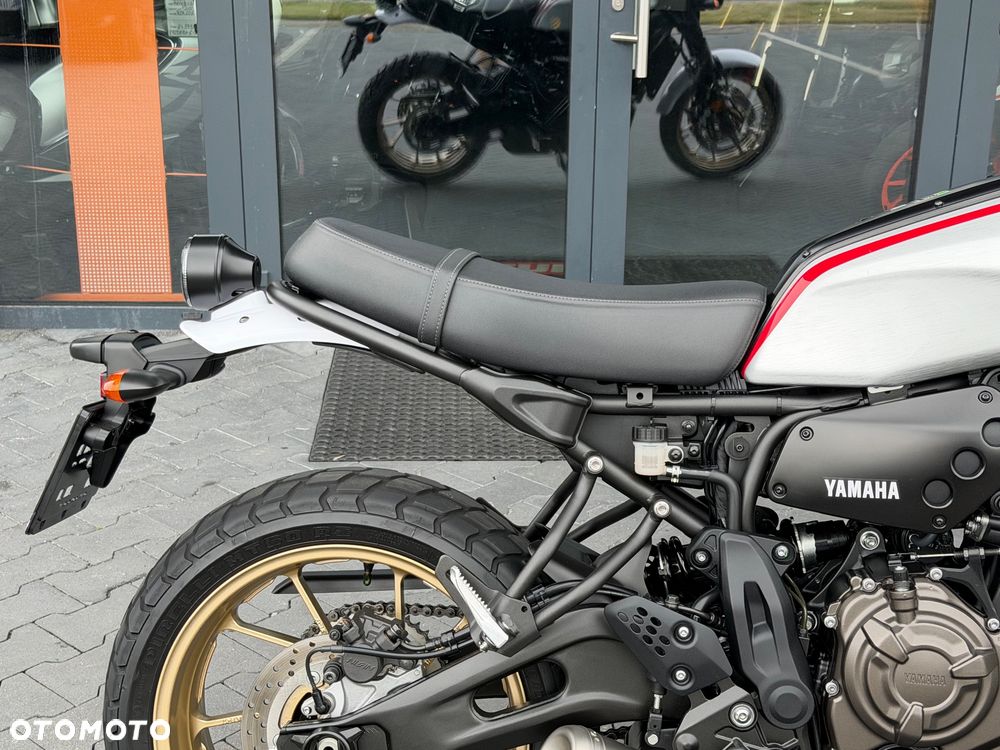 Yamaha XSR - 10