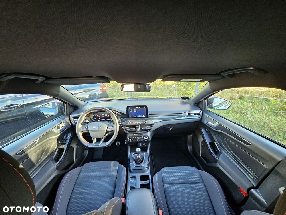 Ford Focus - 27